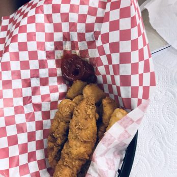 Pop's Diner - Kids chicken meal - American Near Me - Carolina Beach, North Carolina Pop's Diner - Kids chicken meal - American Near Me - Carolina Beach, North Carolina