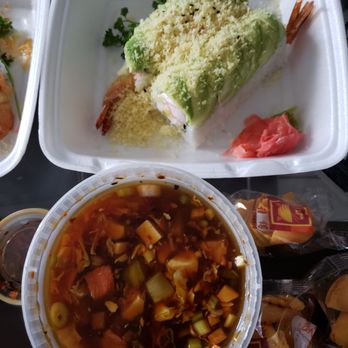 Asian Garden - Dragon roll amd hot & sour soup - Chinese Near Me - Hialeah, Florida