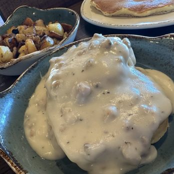First Watch - Biscuits and Gravy (turkey sausage) - Breakfast & Brunch Near Me - Cincinnati, Ohio First Watch - Biscuits and Gravy (turkey sausage) - Breakfast & Brunch Near Me - Cincinnati, Ohio