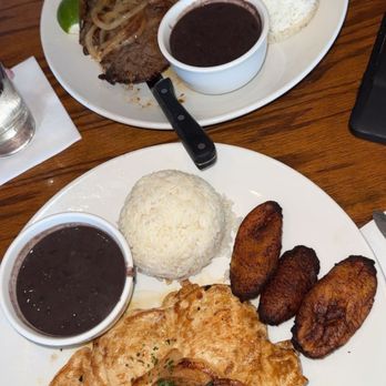 Padrino’s Cuban Restaurant - Palomilla Bistec de Pollo - Cuban Near Me - Dania Beach, Florida Padrino’s Cuban Restaurant - Palomilla Bistec de Pollo - Cuban Near Me - Dania Beach, Florida