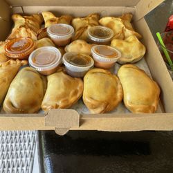 Che Vallarta Empanadas