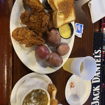Blues City Cafe - Southern fried chicken tender dinner with seafood gumbo - Southern Near Me - Memphis, Tennessee