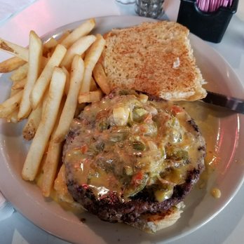Roadhouse - Green chillis and queso burger. - Burgers Near Me - Bastrop, Texas Roadhouse - Green chillis and queso burger. - Burgers Near Me - Bastrop, Texas