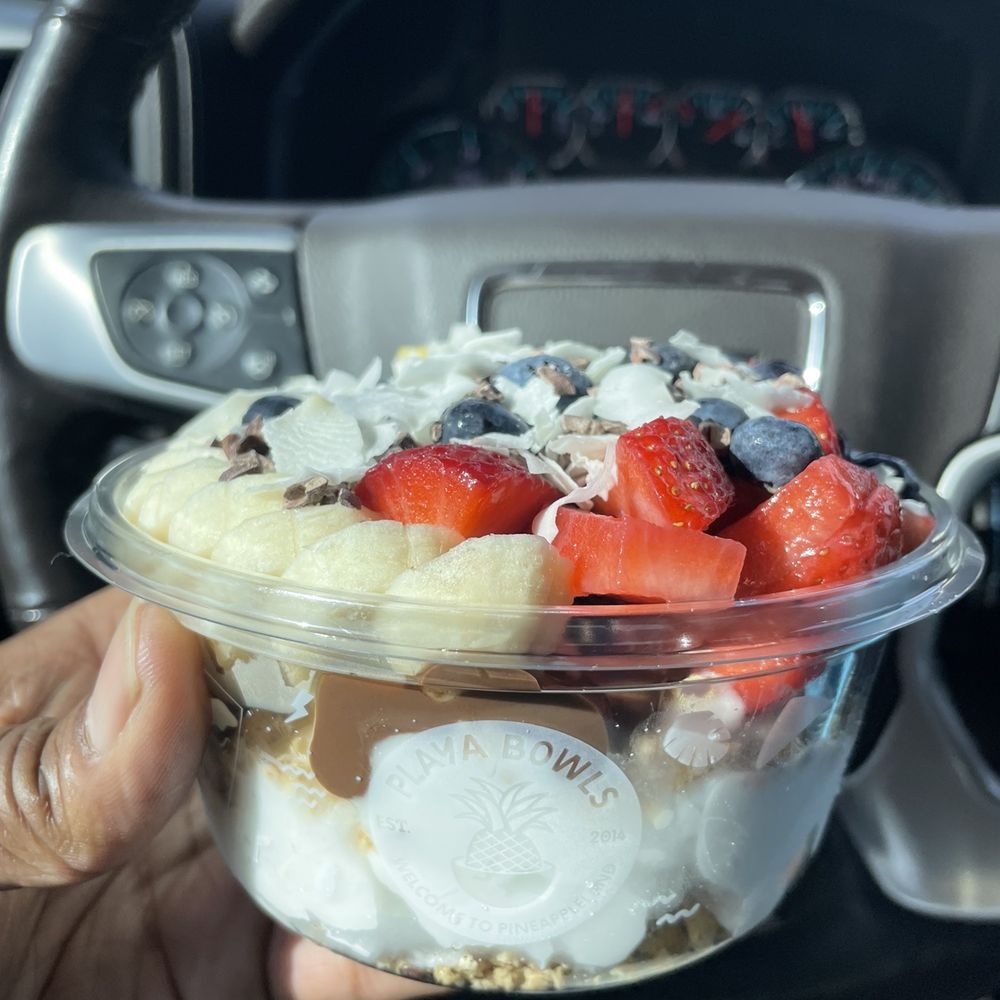 Nutelloco Coconut Bowl with added blueberries, bananas and strawberries Nutelloco Coconut Bowl with added blueberries, bananas and strawberries