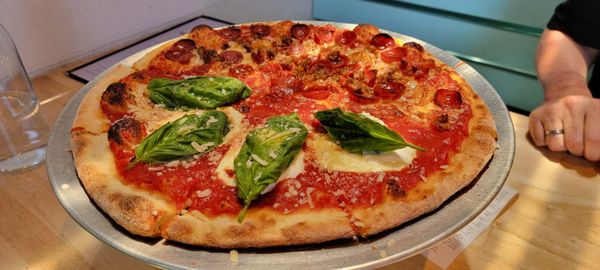 Corner Pizza by null