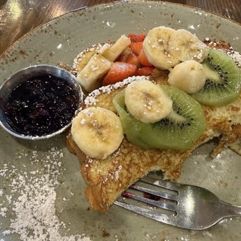 First Watch - Floridian French toast - Breakfast & Brunch Near Me - Fairborn, Ohio