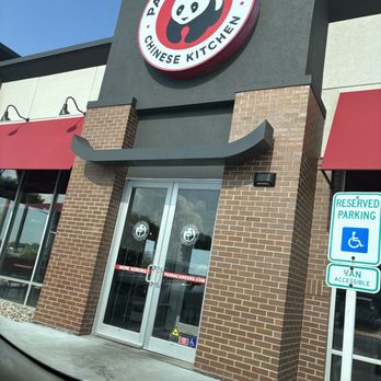Panda Express - Front door - Chinese Near Me - Omaha, Nebraska