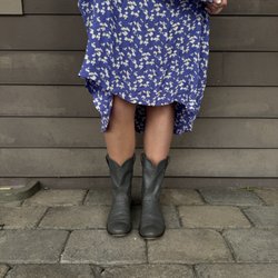 Glow Baby - Glow baby tan legs looking beautiful in this blue summer dress
