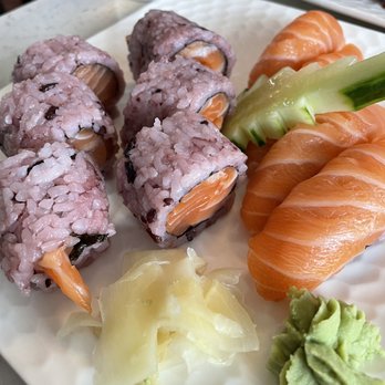 Kenkou Sushi - Salmon lunch - Sushi Bars Near Me - Toronto, Ontario