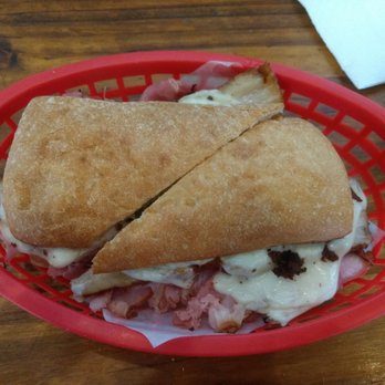 EARL Kaimuki - Cuban goodness - Sandwiches Near Me - Honolulu, Hawaii EARL Kaimuki - Cuban goodness - Sandwiches Near Me - Honolulu, Hawaii