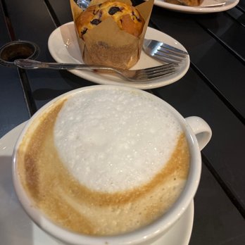 Crave Cafe Studio City - Cafes Near Me - Studio City, California