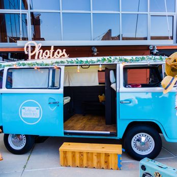 California Booth Bus - Photo Booth Rentals Near Me