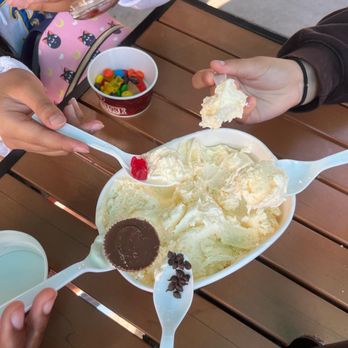 Cold Stone Creamery - Ice Cream & Frozen Yogurt Near Me - Merced, California Cold Stone Creamery - Ice Cream & Frozen Yogurt Near Me - Merced, California
