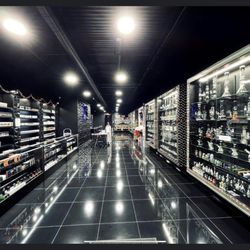 Rock N Roll It Smoke and Vape Shop - Katy