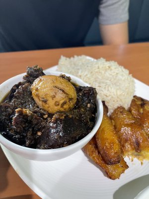 Fufu Catering Kitchen and Grill by null
