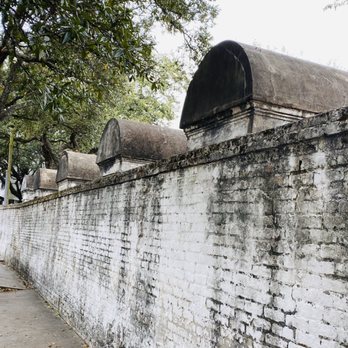 Lafayette Cemetery No.1 - Funeral Services & Cemeteries Near Me - New Orleans, Louisiana Lafayette Cemetery No.1 - Funeral Services & Cemeteries Near Me - New Orleans, Louisiana