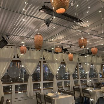 Elia - Outdoor seating - Wine Bars Near Me - San Carlos, California Elia - Outdoor seating - Wine Bars Near Me - San Carlos, California