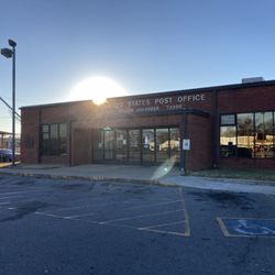 U S Government - front of facility