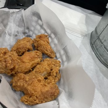 The Shake Seafood - Cajun Wings (minus a few pieces). Flaky crisp coating but lacks any Cajun flavor - Seafood Near Me - Philadelphia, Pennsylvania The Shake Seafood - Cajun Wings (minus a few pieces). Flaky crisp coating but lacks any Cajun flavor - Seafood Near Me - Philadelphia, Pennsylvania