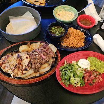 Helena's Mexican Restaurant - Steak and Chicken Fajitas - Mexican Near Me - Alexandria, Virginia