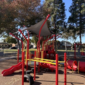 Biscailuz Park - Toddler side of the park - Parks Near Me - Lakewood, California Biscailuz Park - Toddler side of the park - Parks Near Me - Lakewood, California