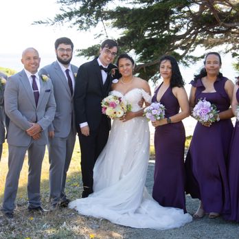 Peer Johnson Wedding Photography - The ocean is behind them... all white. Junk in background on left side. - Event Photography Near Me - Cambria, California Peer Johnson Wedding Photography - The ocean is behind them... all white. Junk in background on left side. - Event Photography Near Me - Cambria, California