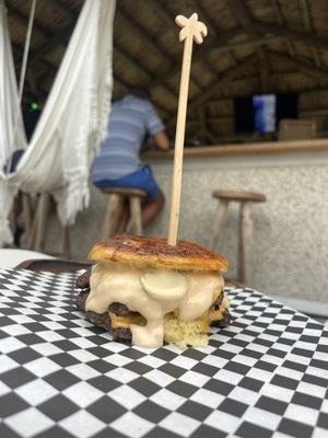 Louie's at Palm House by null
