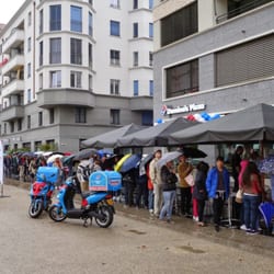 Domino's - Eröffnungstag