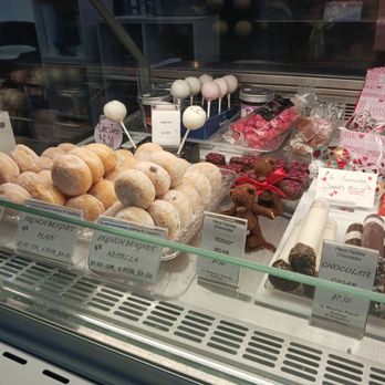 Le Macaron French Pastries - Macarons Near Me - St. Augustine, Florida Le Macaron French Pastries - Macarons Near Me - St. Augustine, Florida