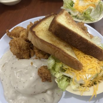 June's Restaurant - Chicken dinner - New American Near Me - Checotah, Oklahoma June's Restaurant - Chicken dinner - New American Near Me - Checotah, Oklahoma