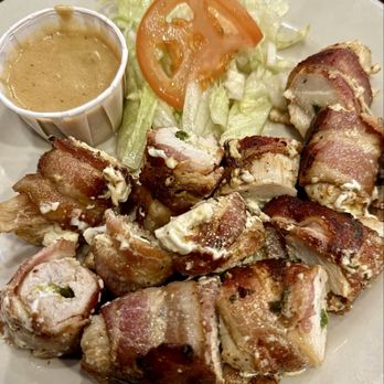 BB's Cajun Cantina - Loaded Pollo Bullets ($13) - Cajun/Creole Near Me - San Antonio, Texas BB's Cajun Cantina - Loaded Pollo Bullets ($13) - Cajun/Creole Near Me - San Antonio, Texas