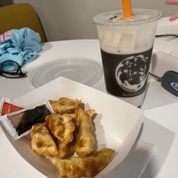 Crispy Gyoza And boba tea