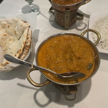 Main Street Kitchen - Chicken Madras, basmati rice and naan - Indian Near Me - Clawson, Michigan Main Street Kitchen - Chicken Madras, basmati rice and naan - Indian Near Me - Clawson, Michigan