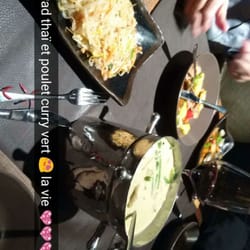 Dar El Siam - Pad Thaï et poulet, aubergines thaï et curry vert au lait de coco, mes papilles frétillent !