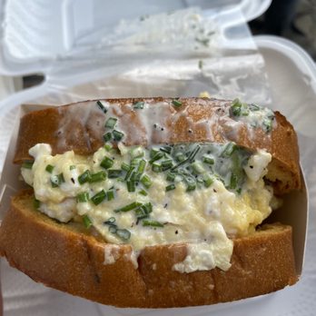 Egg Tuck - Avocado Egg Sandwich - Breakfast & Brunch Near Me - West Hollywood, California Egg Tuck - Avocado Egg Sandwich - Breakfast & Brunch Near Me - West Hollywood, California