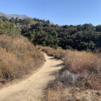 Gabrielino Trail - Hiking Near Me - Altadena, California