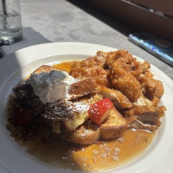 Soco Thornton Park - Chicken N French Toast - Southern Near Me - Orlando, Florida Soco Thornton Park - Chicken N French Toast - Southern Near Me - Orlando, Florida