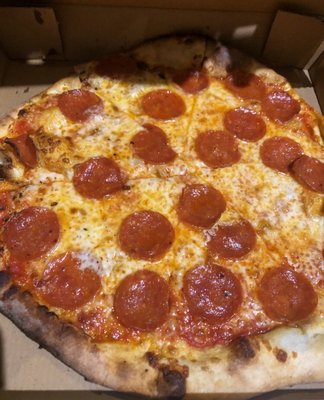Saucey's Pizza by null