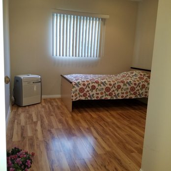 Home With Heart - Privet room - Retirement Homes Near Me - Los Angeles, California