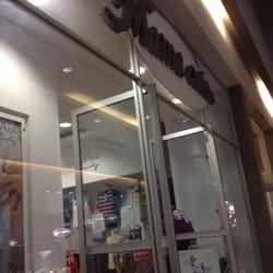 Mama mía Las Américas - Entrada de la tienda