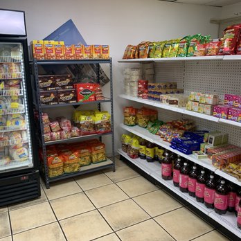 La Tiendita Colombian Restaurant - Grocery area 2022 - Colombian Near Me - Mesa, Arizona La Tiendita Colombian Restaurant - Grocery area 2022 - Colombian Near Me - Mesa, Arizona