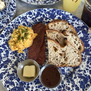Dialog Cafe - Westside Breakfast - Cafes Near Me - West Hollywood, California