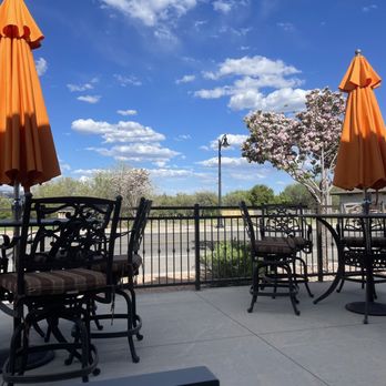 Bryce Canyon Coffee - Front patio to sit and enjoy - Coffee & Tea Near Me - Tropic, Utah