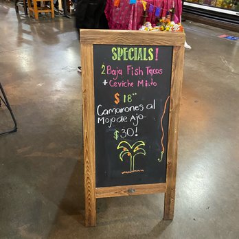 Holbox - Specials on a sign near the ordering line - Latin American Near Me - Los Angeles, California
