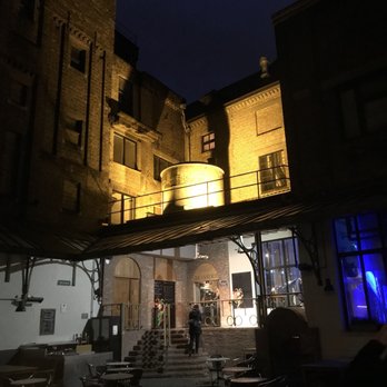 Huisbrouwerij De Halve Maan - Breweries Near Me - Bruges, VWV