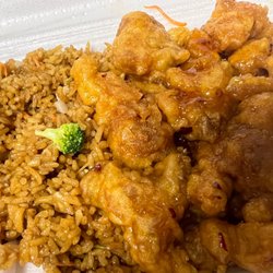 Chen's Chinese Restaurant - Orange chicken