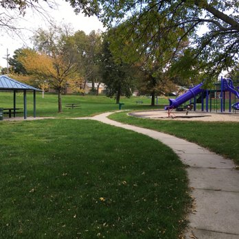 H. H. Harper Park - Looking my toward the steet - Parks Near Me - Omaha, Nebraska H. H. Harper Park - Looking my toward the steet - Parks Near Me - Omaha, Nebraska