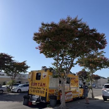 Xe Com Tam VH - Food Trucks Near Me - Westminster, California Xe Com Tam VH - Food Trucks Near Me - Westminster, California