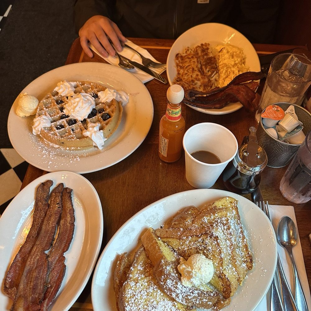 Frank's Diner - Diners Near Me - Spokane, Washington Frank's Diner - Diners Near Me - Spokane, Washington