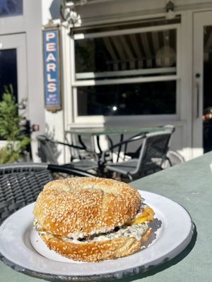 Pearl's Pizza by null